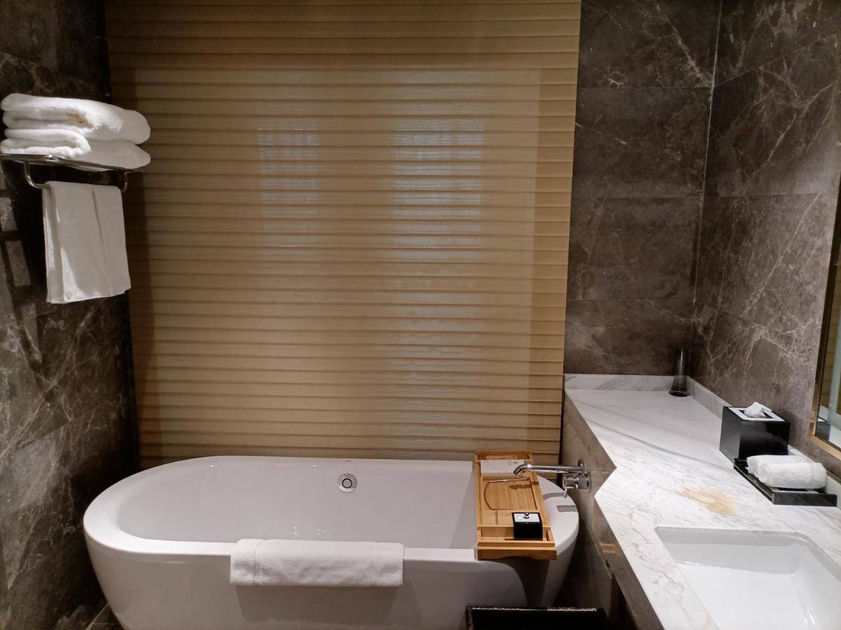 Baoying Jinling Hotel Dış mekan fotoğraf